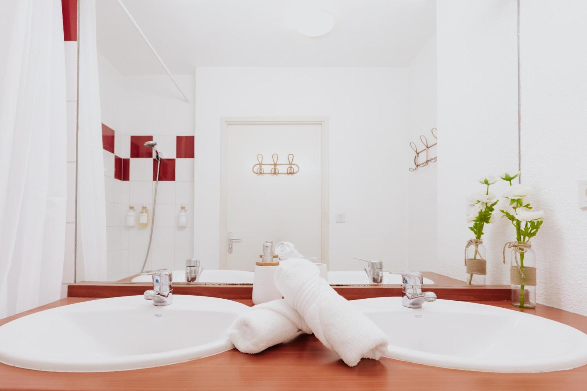Le Cocon De Lespinasse - Parking - Checkin Autonome Apartment Ngoại thất bức ảnh